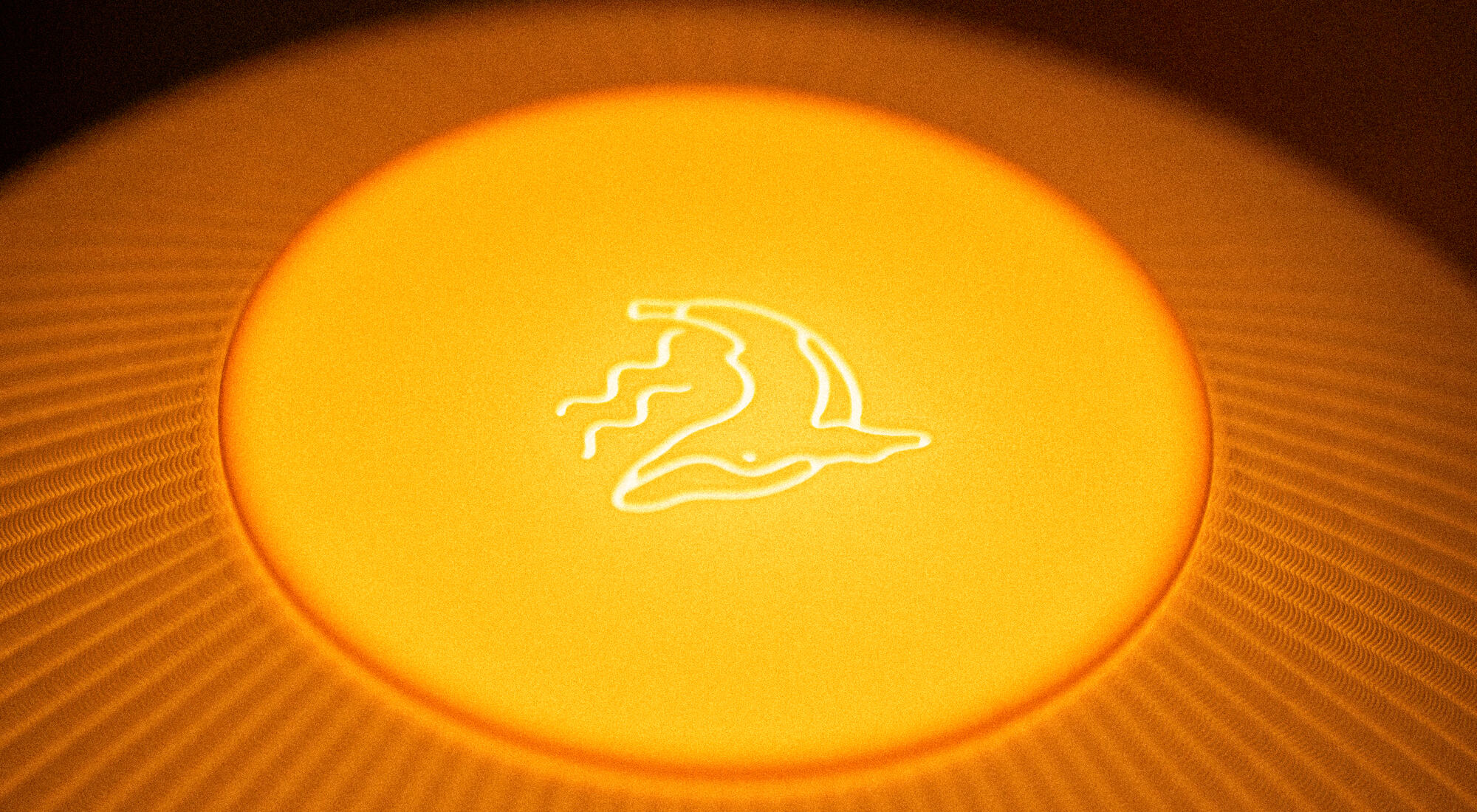 Lampe banane illuminée, vue de haut